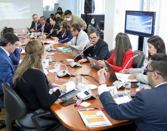 En la Comisión de Relaciones Internacionales se mantuvo la reunión.