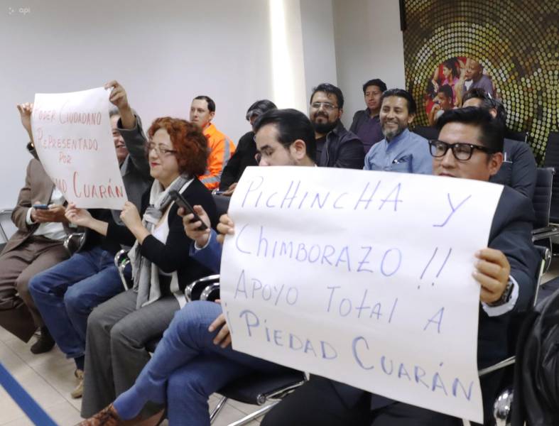 Respaldos a Piedad Cuarán.