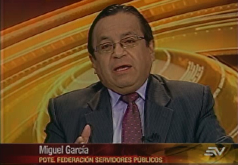 García: en el nuevo Código de Trabajo se deja afuera a los servidores públicos