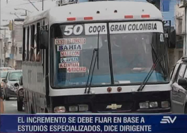 Alza de pasajes en Guayaquil no debe definirse vía consulta popular