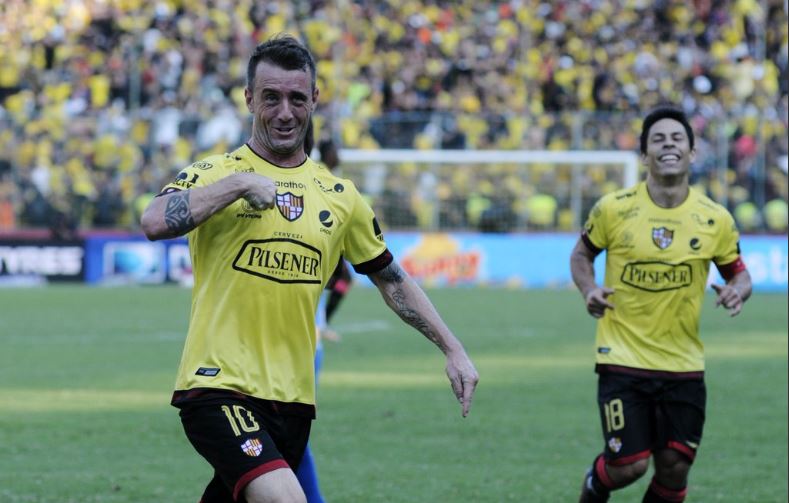 Rosario Central se contactó con el Kitu Díaz