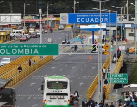 Frontera terrerestre de Ecuador y Colombia. Foto: EFE/Archivo