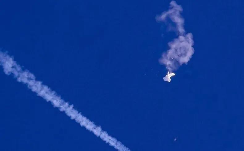 Canadá busca en Yukon los restos del objeto no identificado derribado el sábado