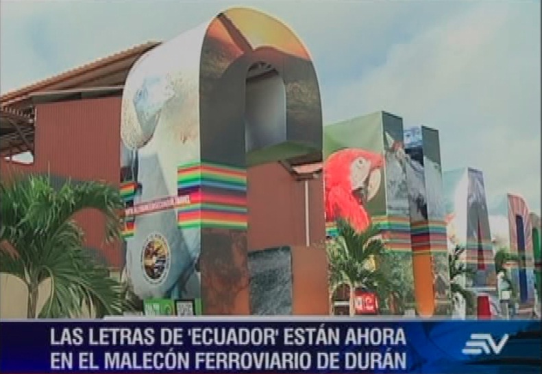 Letras de la campaña “All you need is Ecuador” se exhiben en malecón de Durán
