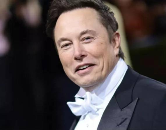 El multimillonario Elon Musk volvió a la carga para quedarse con la red social Twitter.