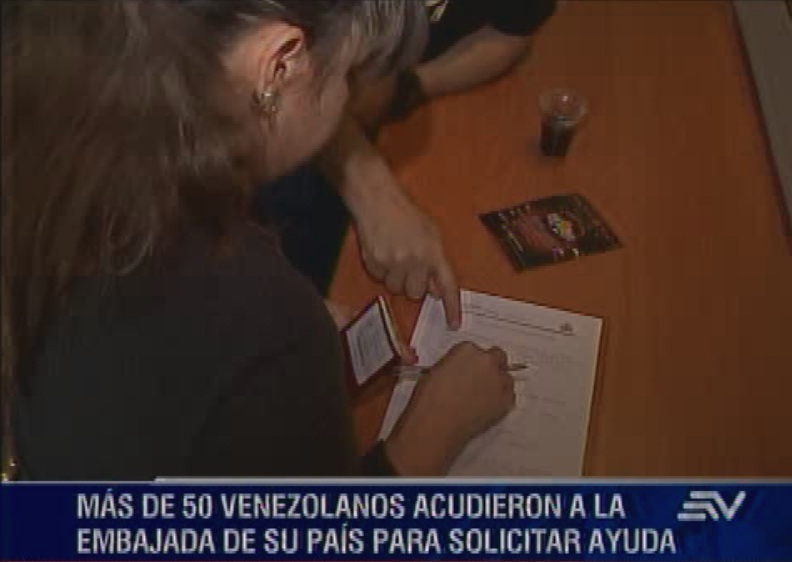 50 turistas venezolanos piden explicaciones por bloqueo de sus tarjetas