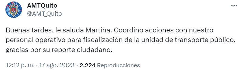 Quito: una organización denuncia que un niño con discapacidad se quedó atrapado en la puerta trasera de un bus por imprudencia del conductor