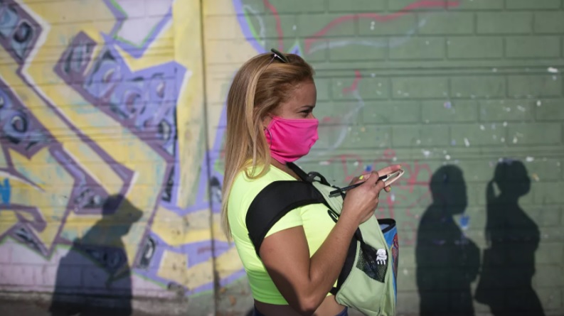 Gobierno propone plan para que empresas contraten a más mujeres