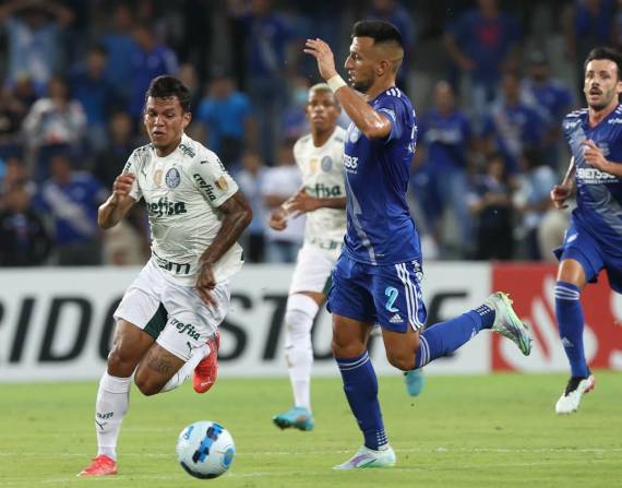 El cuadro 'azul' perdió la oportunidad de ganar la etapa en Ecuador, por lo que clasificar a octavos en Copa Libertadores se ha vuelto su único objetivo del mes.
