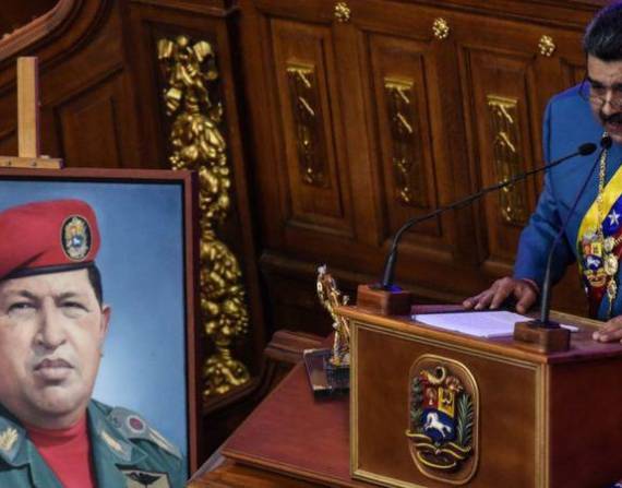 Maduro fue un fiel seguido de Chávez desde el principio. Con él, fue constituyente, diputado, canciller y vicepresidente.