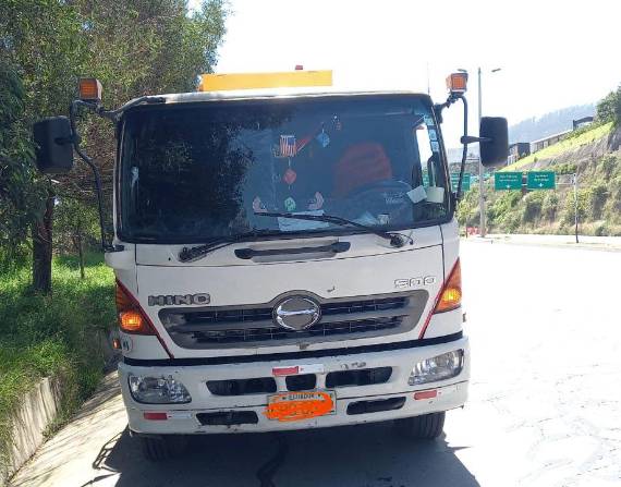 Conductor en estado de embriaguez manejaba un tanquero cargado de combustible por la Ruta Viva