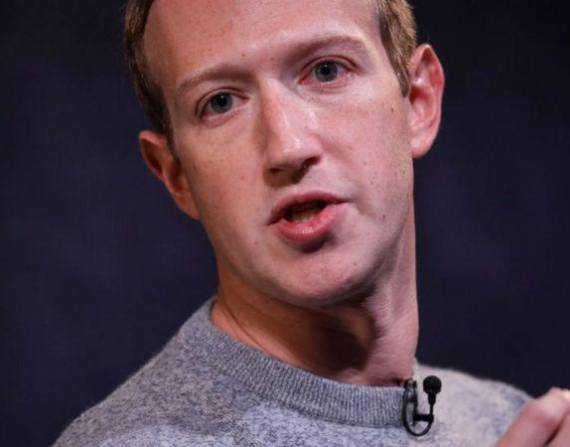 Mark Zuckerberg, fundador y director de Facebook.