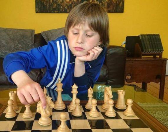 Con solo 10 años, Frederick Waldhausen Gordon es el mejor ajedrecista escocés de menos de 18.