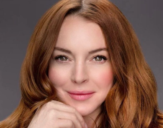 Lindsay Lohan se estrena como mujer casada.