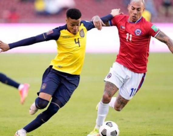 La Federación de Fútbol de Chile denunció al jugador ecuatoriano, ya que lo acusan de ser colombiano
