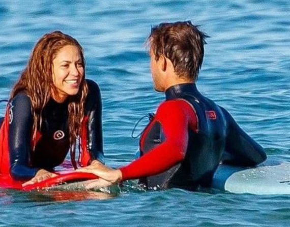 Shakira en Oyambre, España, recientemente captada en fotografías.