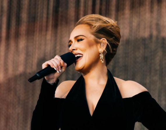 La cantante británica ofreció un show que muchos han calificado como único.