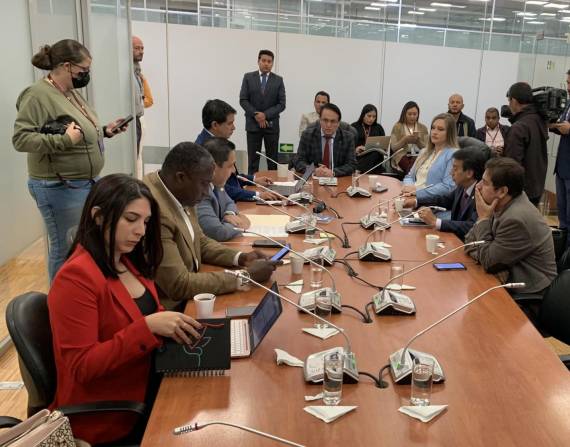 Foto: Twitter Comisión de Fiscalización