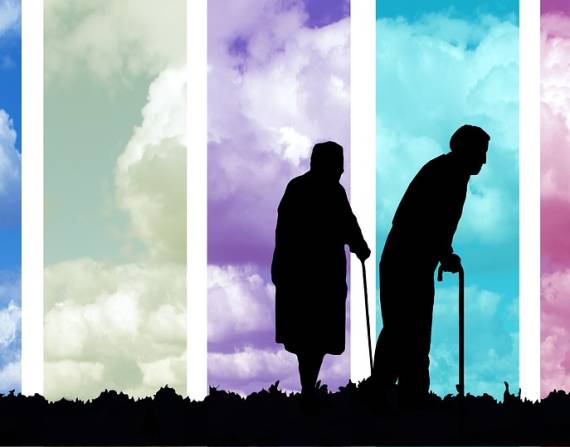 La familia del adulto mayor debe entender todo lo que significa la vejez para poder ayudarlo. Foto referencial / pixabay.com