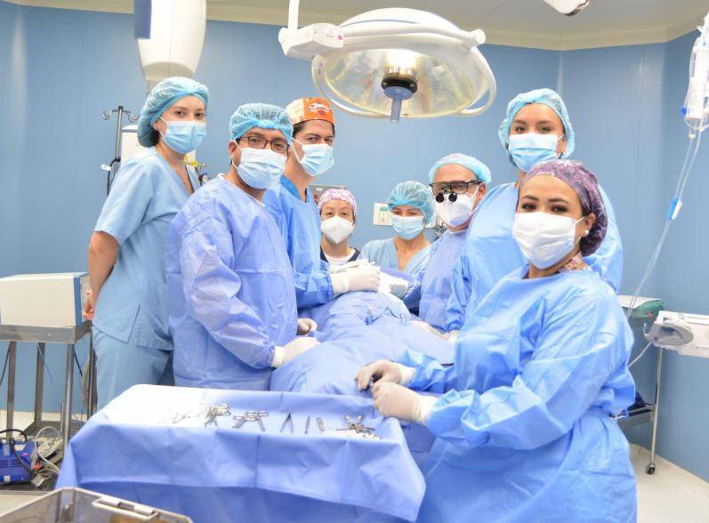 Quito: cirugía de traqueoplastia, a niña de un año y medio, se realizó con éxito en el Hospital Baca Ortiz