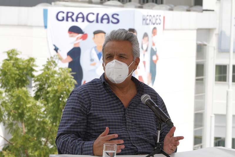 Moreno suspende exoneración de aranceles de carros para personas con discapacidad