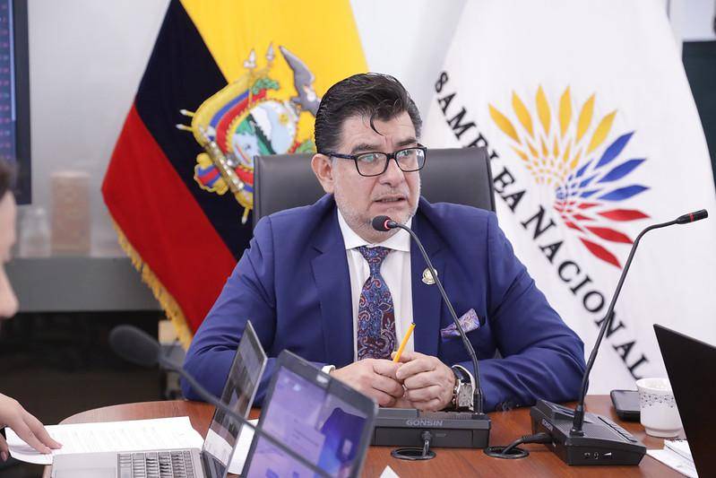 La Asamblea investiga presunto impedimento del asambleísta correísta Patricio Chávez para ejercer cargos públicos