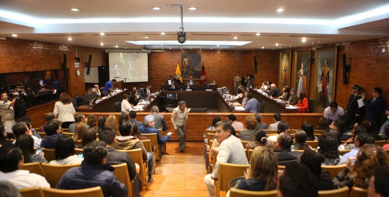Quito: Transporte público y agenda legislativa se trató en reunión de concejales