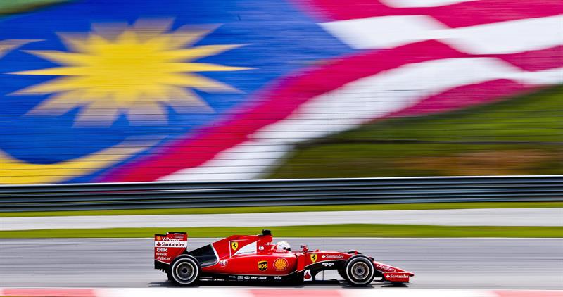 Ganar con Ferrari, un &quot;sueño de niño&quot; para Vettel