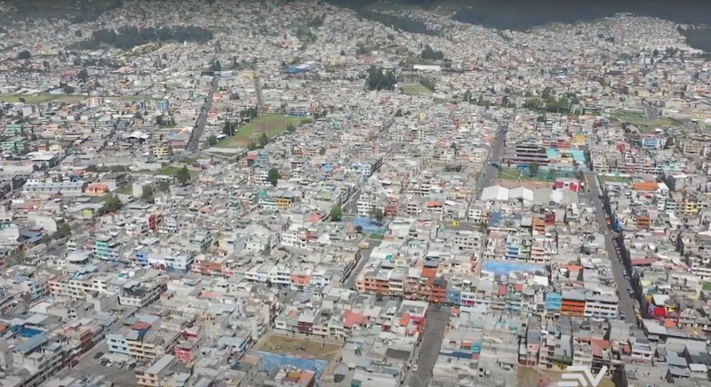 Una Visión 360 a Solanda, el barrio que se hunde