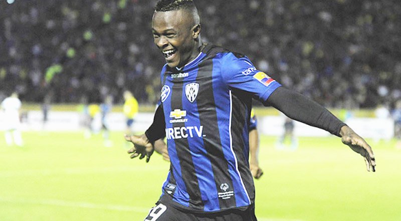 José Angulo fue habilitado y podrá jugar con Independiente del Valle