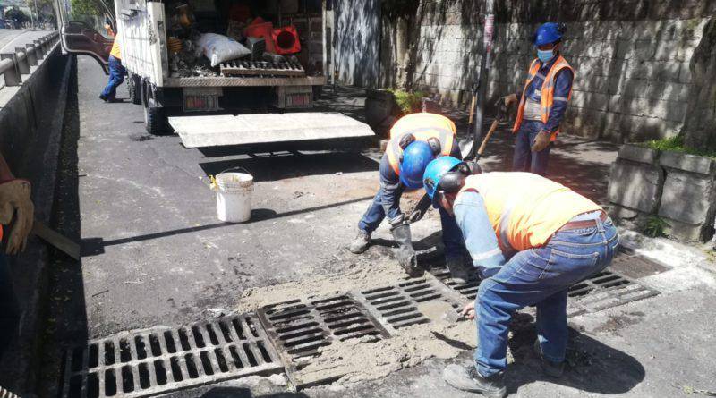 Agua Potable de Quito presenta denuncia por robo de rejillas de alcantarillado en protestas