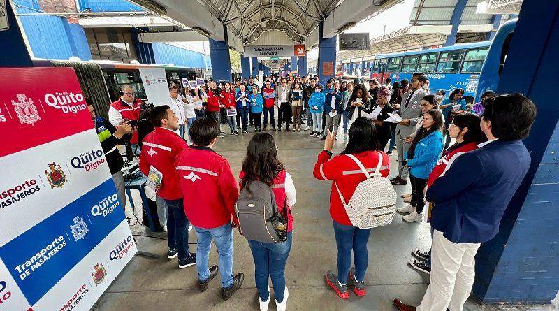 Quito: cuatro de cada 10 usuarias del sistema de transporte municipal fueron víctimas de acoso o abuso sexual en 2024