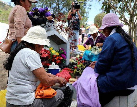 Desde el 3 hasta el 6 de noviembre se conmemoró el Día de los Difuntos en todo el país.