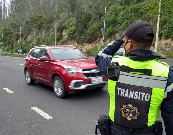 Los agentes civiles de tránsito se ubicarán en puntos estratégicos para controlar el Pico y placa.