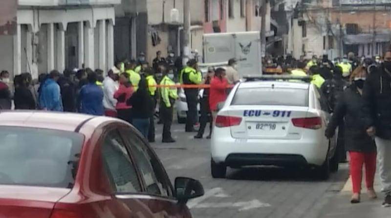 Asesinan a policía y otro quedó herido en un ataque ejecutado en Quito