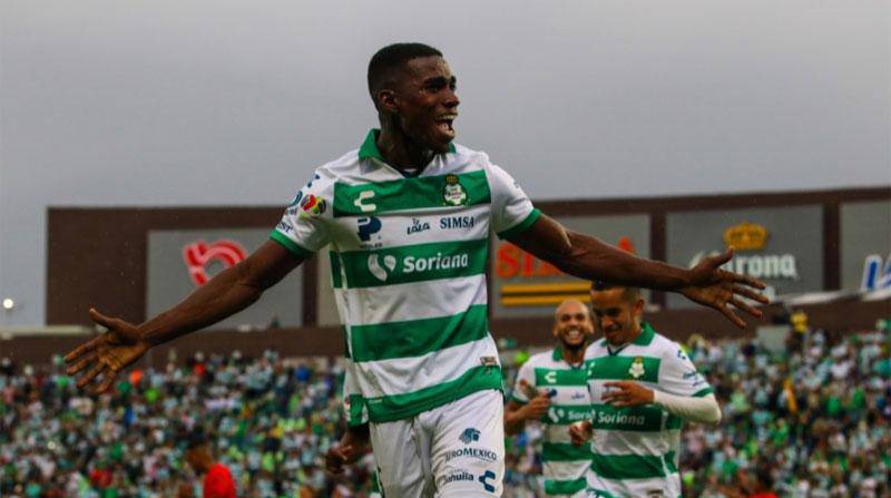 Félix Torres anota en triunfo del Santos de Laguna sobre los Rayados de Joao Rojas