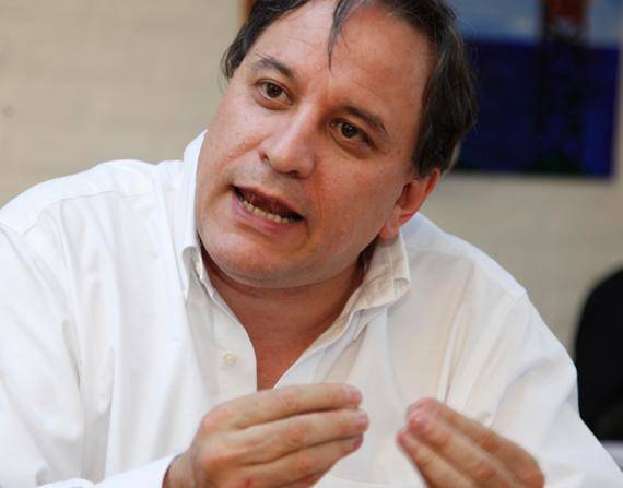 El gobierno ecuatoriano espera impulsar su economía por lo que espera concretar alianzas económicas internacionales, aseguró Simón Cueva ministro de Finanzas.