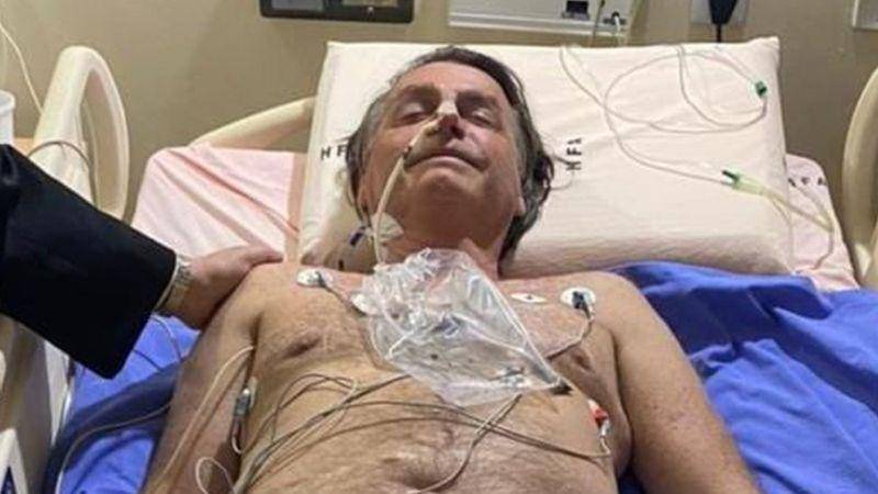 Jair Bolsonaro: presidente de Brasil sigue en el hospital tras diagnosticarle obstrucción intestinal