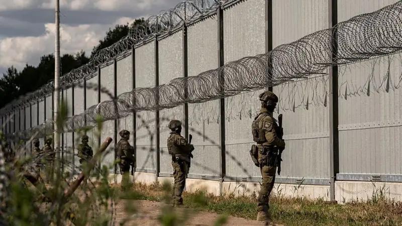 La nueva y sofisticada cortina de hierro que Europa está construyendo para protegerse de un posible ataque de Rusia