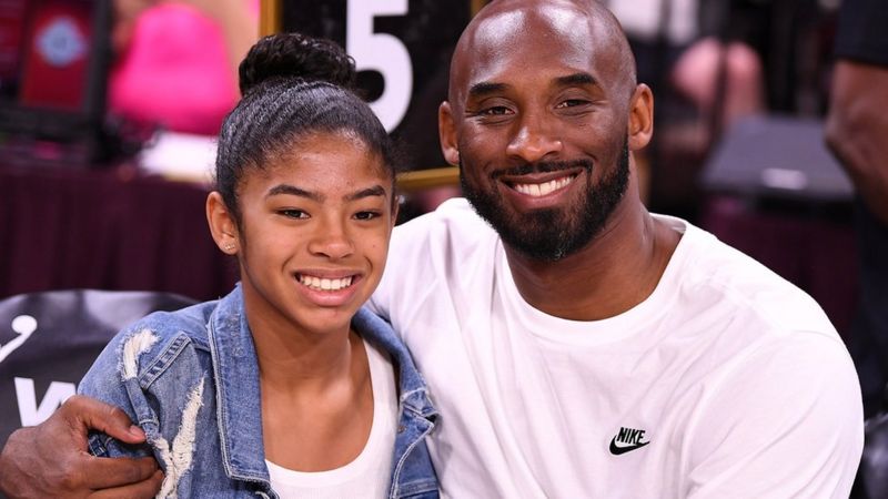 Revelan causas oficiales del accidente de helicóptero en el que murieron Kobe Bryant y su hija