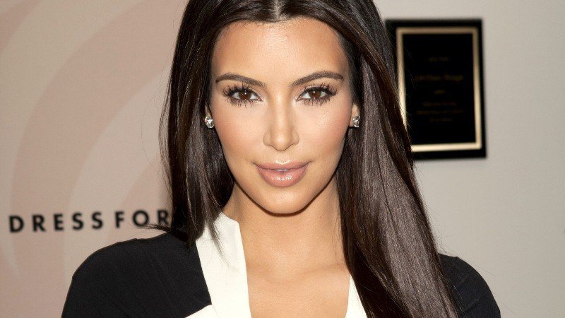 Miles dejan de seguir a Kim Kardashian en Instagram