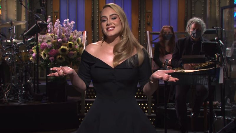 Adele reaparece en TV y bromea sobre su pérdida de peso