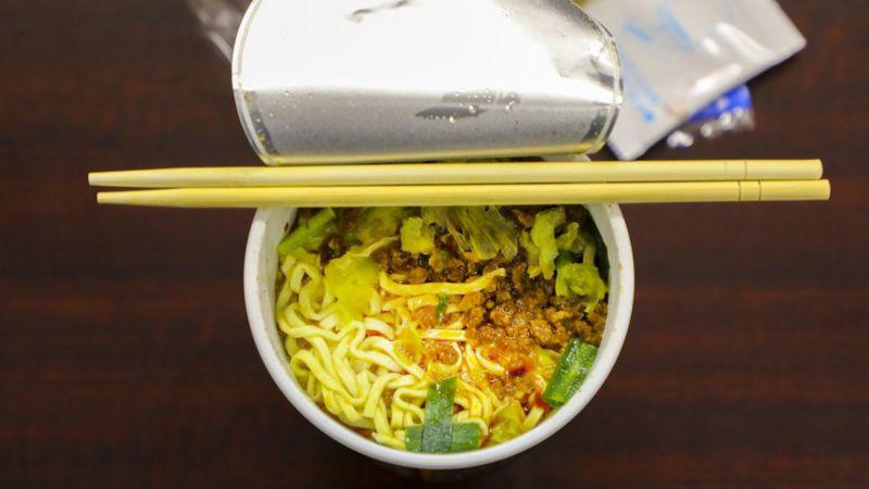 México retira 130.000 sopas por información engañosa