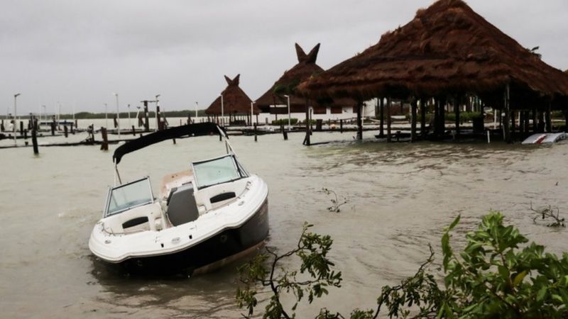 Huracán Delta: los destrozos e inundaciones en México