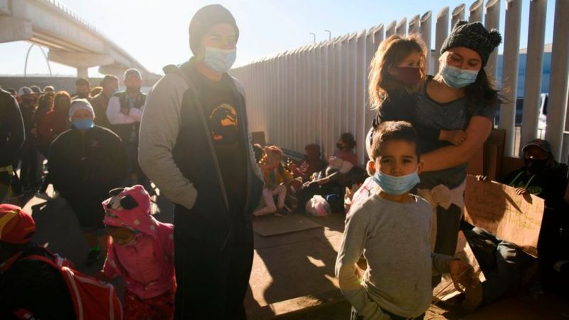 ¿Qué ha cambiado realmente Biden en la frontera con México?