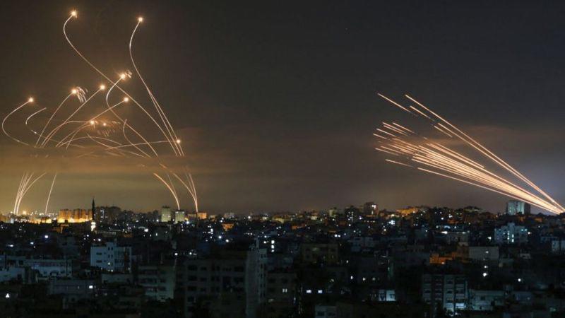 Israel lanza una ofensiva por aire y con artillería contra Gaza