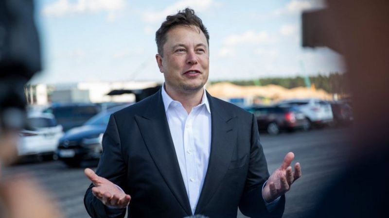 &quot;Teslamillonarios&quot;: los inversores que se hicieron ricos gracias a Tesla y Elon Musk