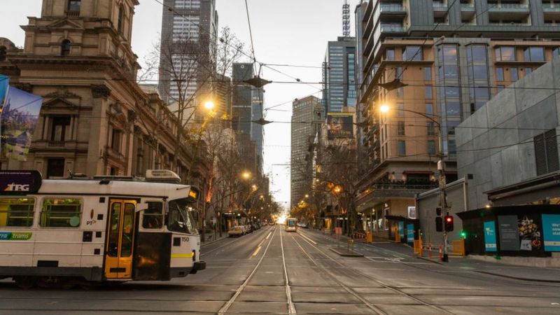 COVID: el largo confinamiento de Melbourne que acabó con una segunda ola