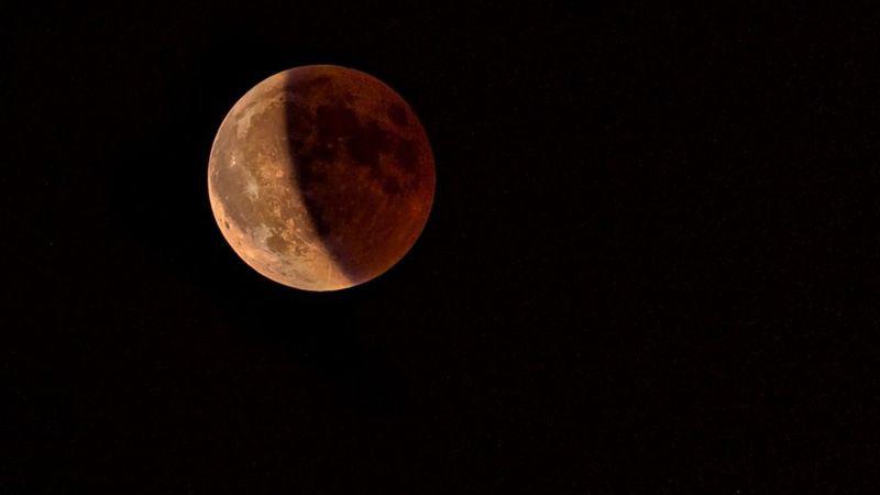 ¿Dónde se verá el eclipse de superluna de este 26 de mayo?