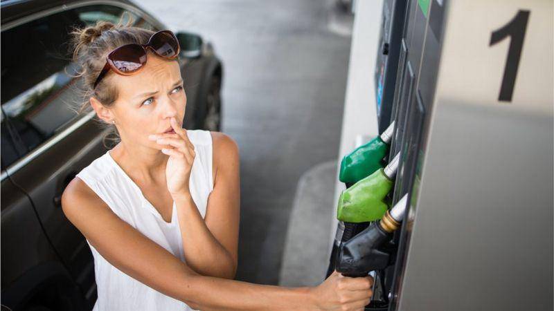 Mito vs ficción: 5 consejos para ahorrar combustible mientras manejas